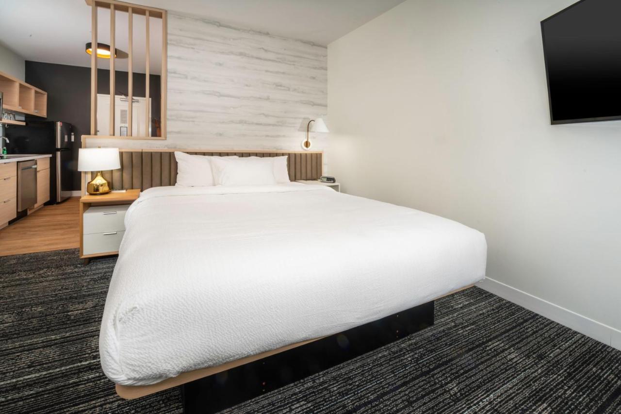 Towneplace Suites By Marriott Louisville Downtown Екстер'єр фото