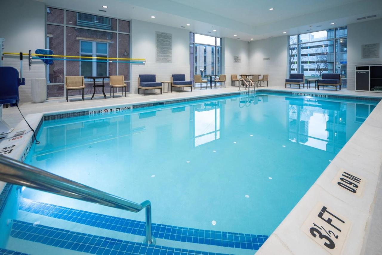 Towneplace Suites By Marriott Louisville Downtown Екстер'єр фото