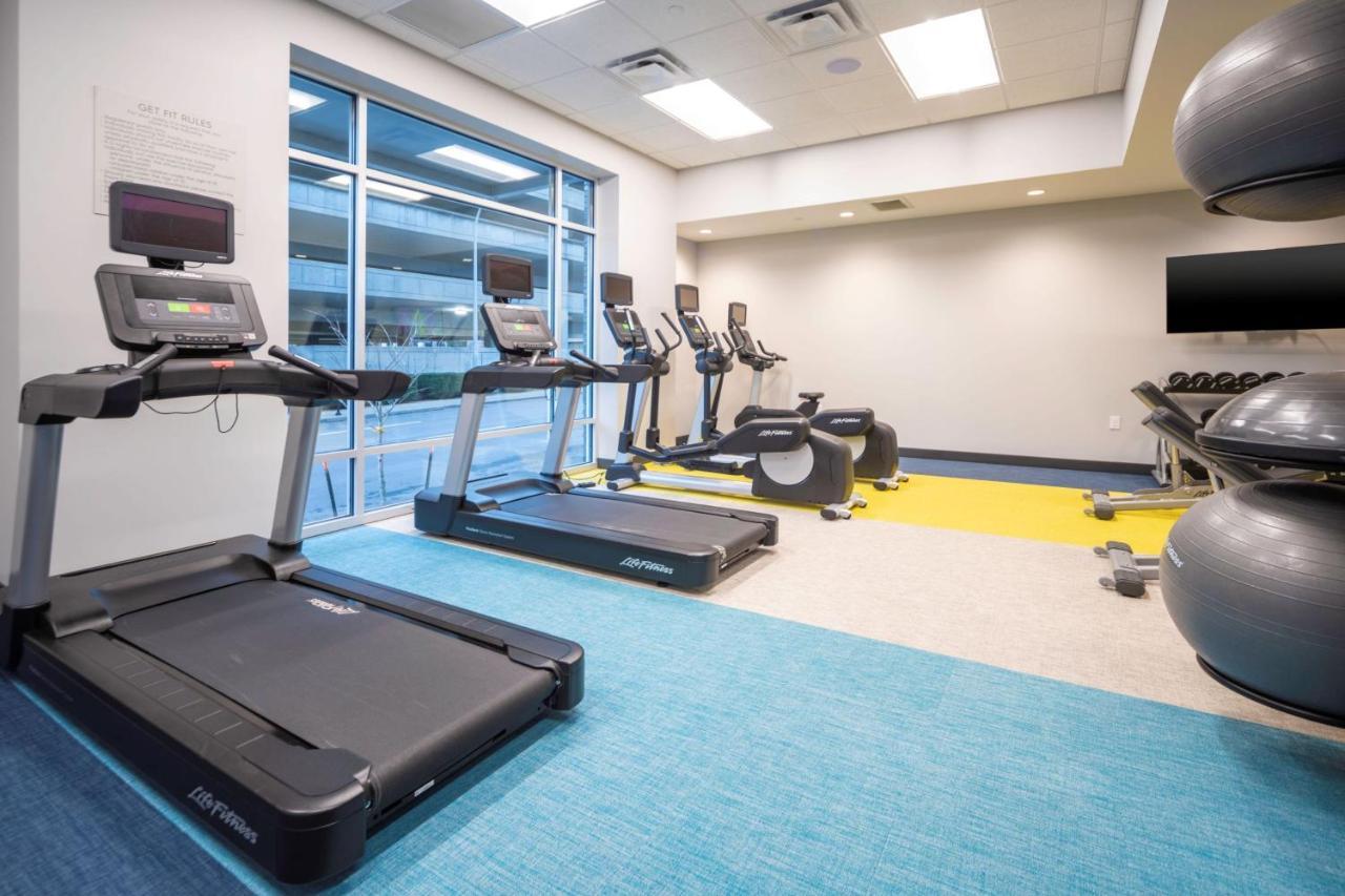 Towneplace Suites By Marriott Louisville Downtown Екстер'єр фото