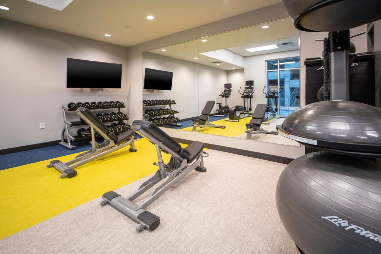 Towneplace Suites By Marriott Louisville Downtown Екстер'єр фото